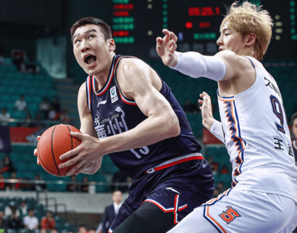 篮网险胜独行侠，王哲林扛起全队